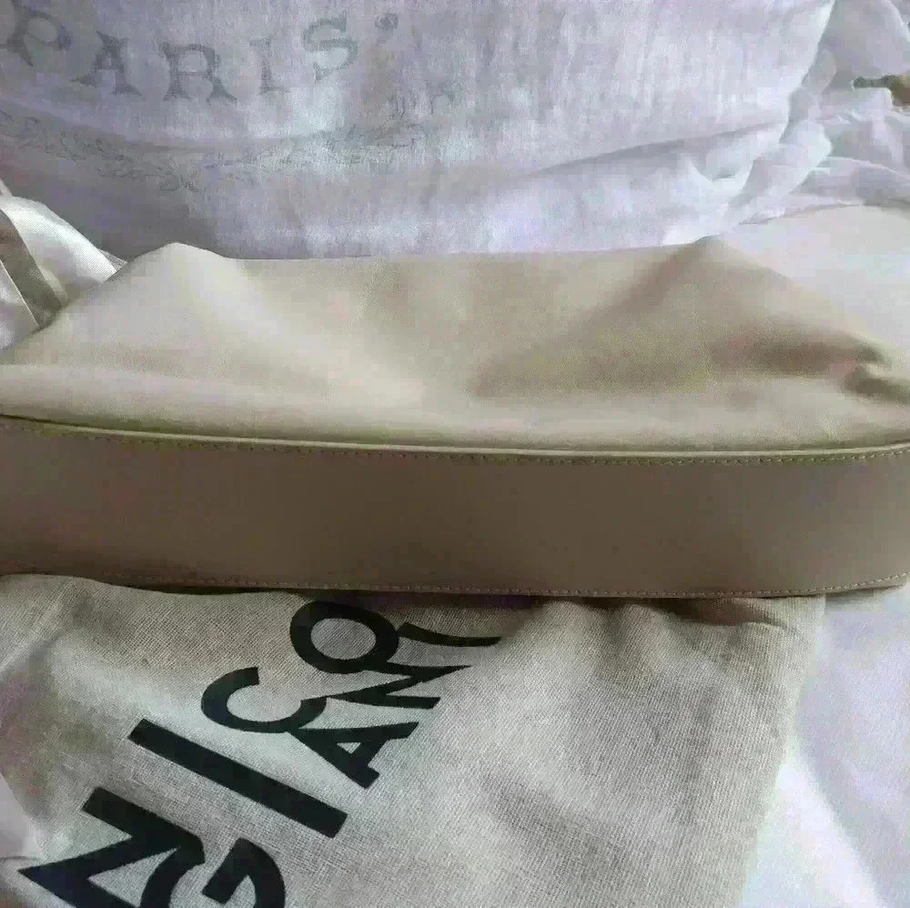 NWT Nico Giani Pouch Bag